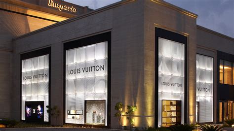 louis vuitton in delhi.